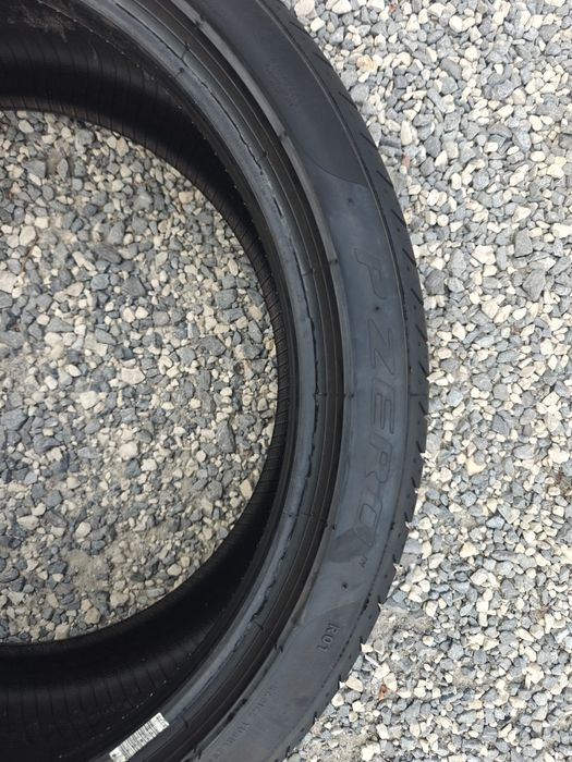 225/40R21  Pirelli Pzero 04/25