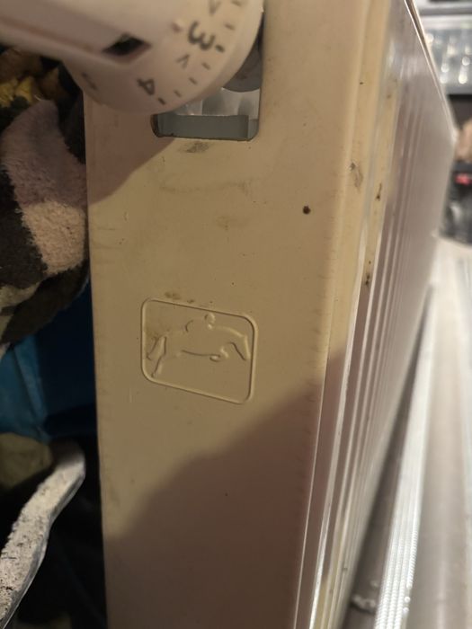 Sprzedam grzejnik używany Brugman 145x50 zasilanie dolne