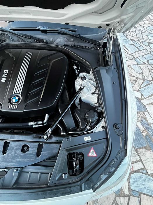 BMW 520d Touring Aut. | Nacional | 184cv | Histórico Limpo