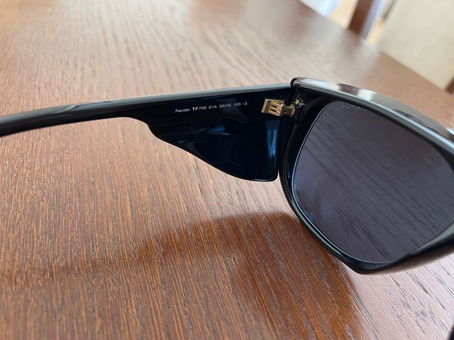 Сонцезахисні окуляри Tom Ford