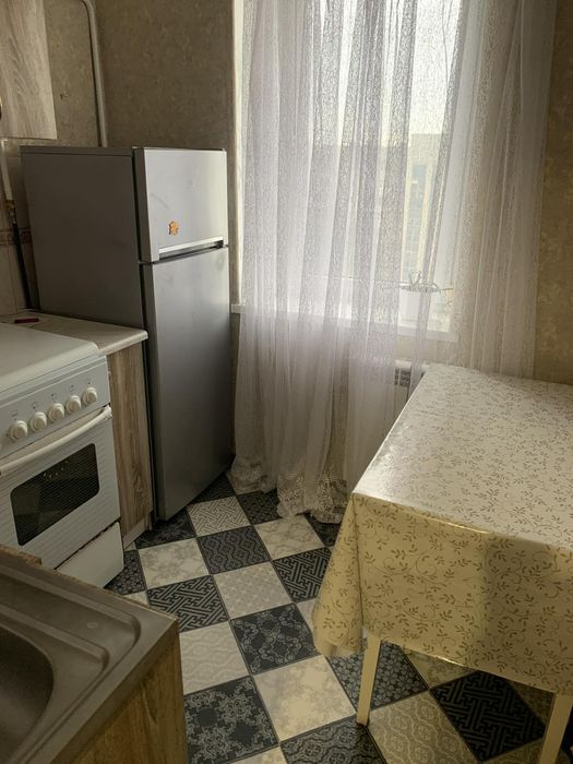 Продам 1 квартиру . Центр города.