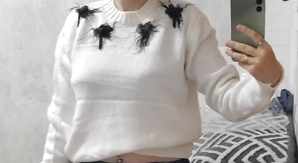 Продам кофту нова 400 грн гарна якість на груди до 100 тягнеться