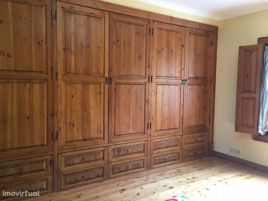 Quartos espaçoso junto à natureza