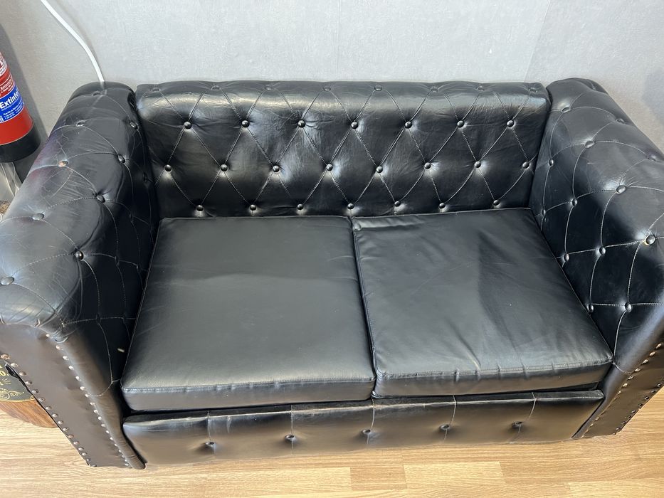 Sofa Couro Retro