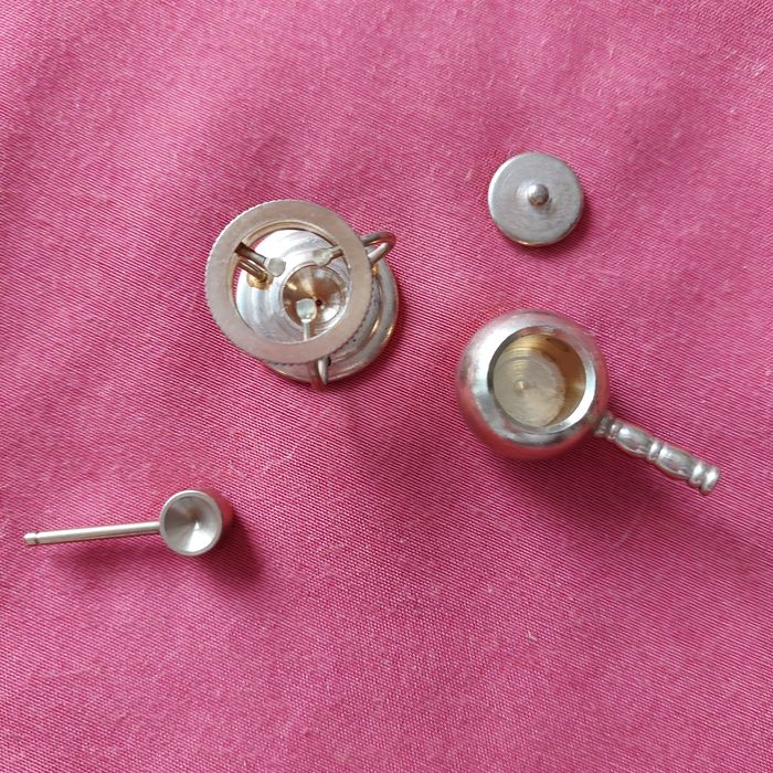 Miniaturas em bronze, 28 unidades