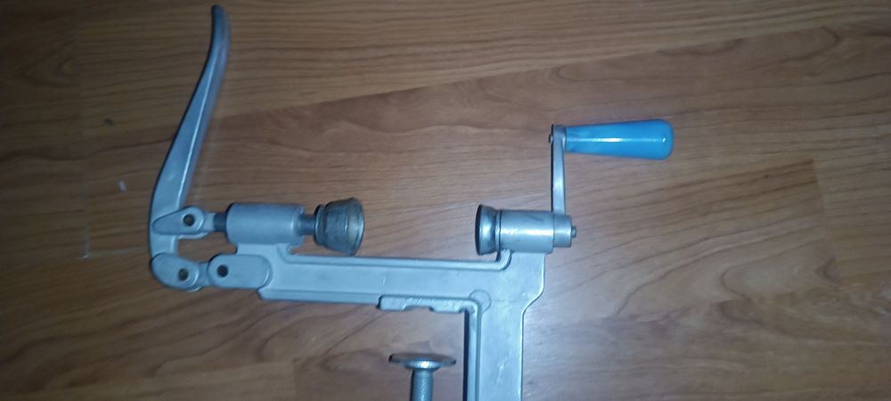 Новий   затискач патронів  12 калібру