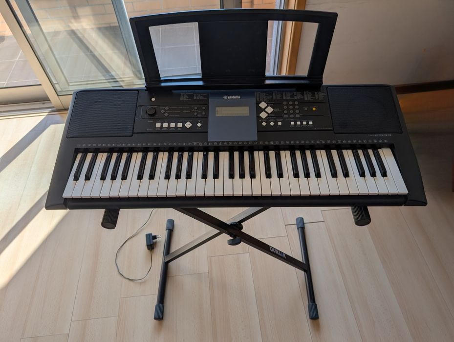 Teclado Yamaha PSR-E333