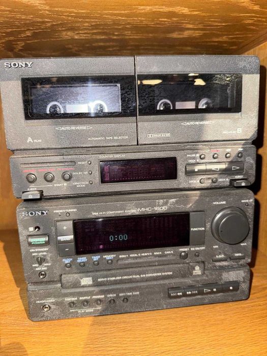 2 Aparelhagens Sony + 6 colunas