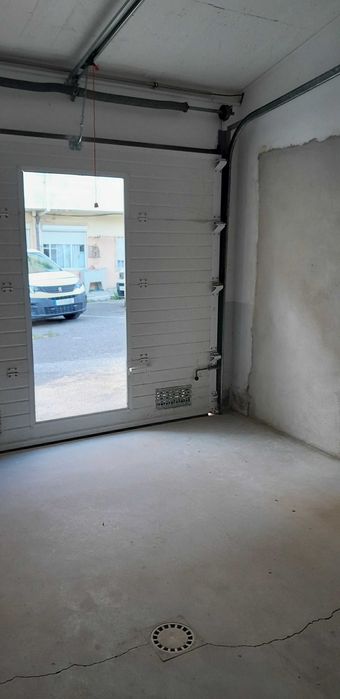 Garagem/ Armazém