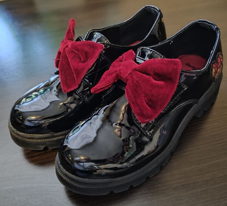 Buty loafersy czarne disney myszka miki rozmiar 35