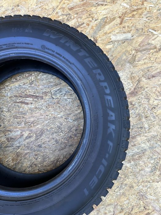 Зимові шини  215/65R16 102T FALKEN WINTERPEAK F-ICE 1.гума резина шини