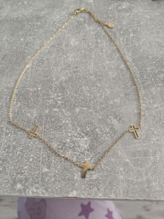 Celebrytka krzyżyki plus koczyki