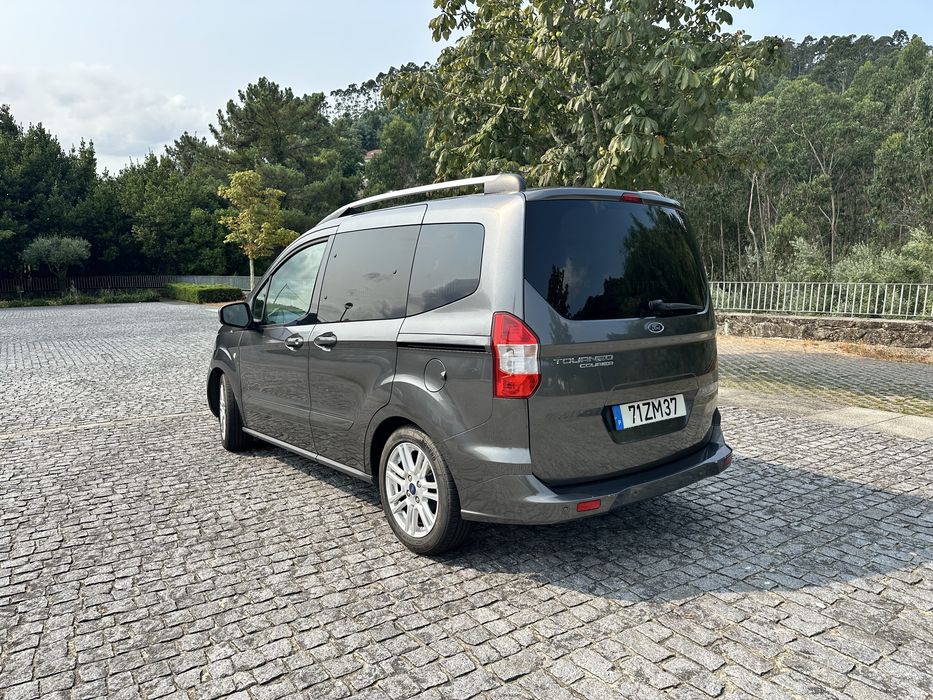 Ford Tourneo Courier