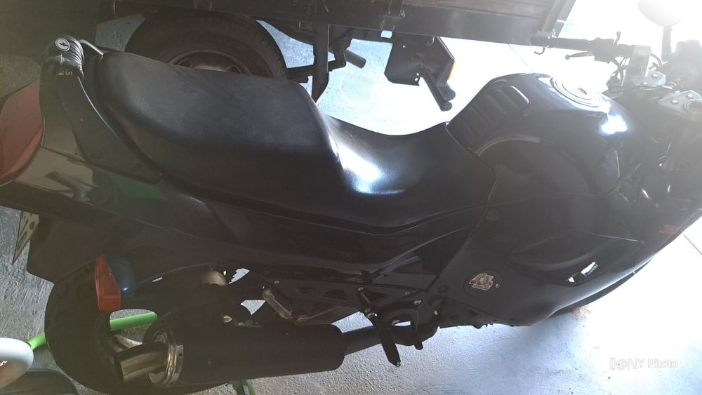 Suzuki Gsx750f 1992 78kw ler anúncio VALOR 1100€ até ao fim do mês