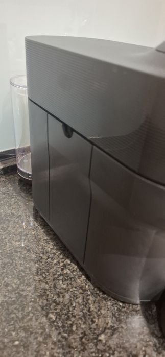 Máquina Nespresso Vertuo Pop