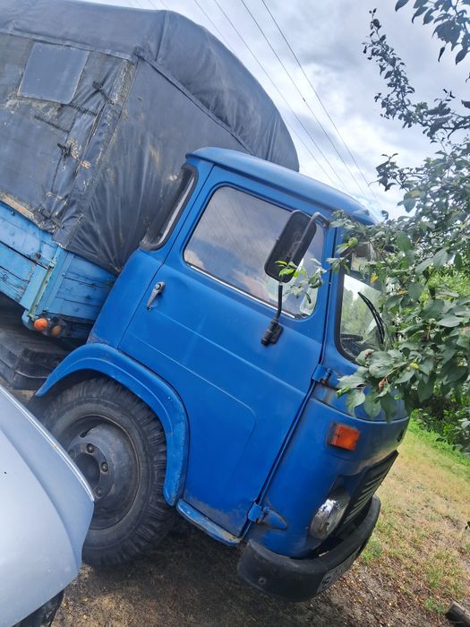 Продам авію 31 на ходу ризина в доброму стані