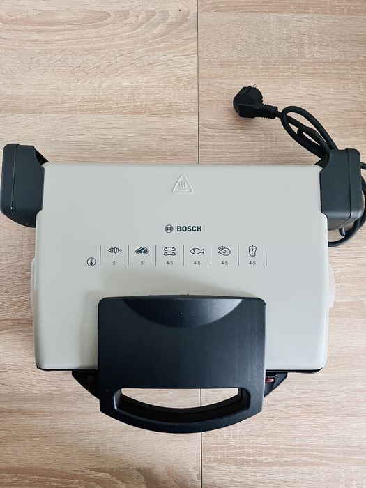 Grill elektryczny Bosch TFB3302v NOWY