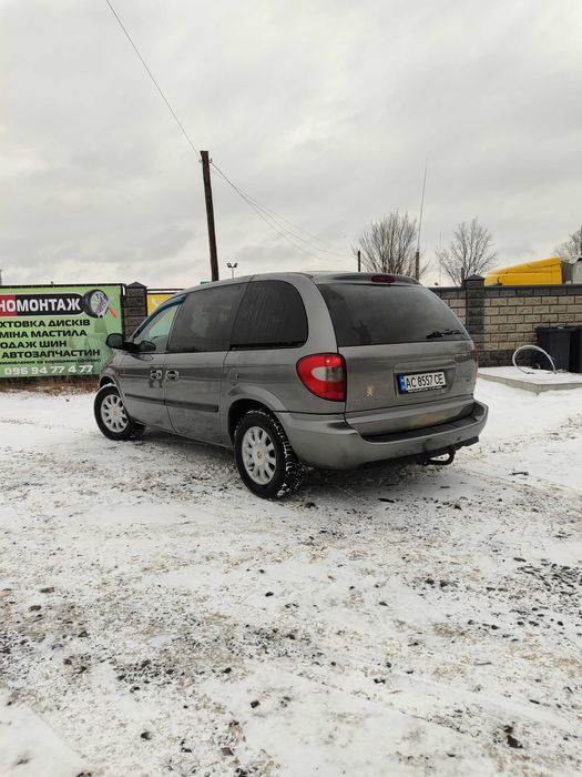 Продам Крайслер Вояджер
