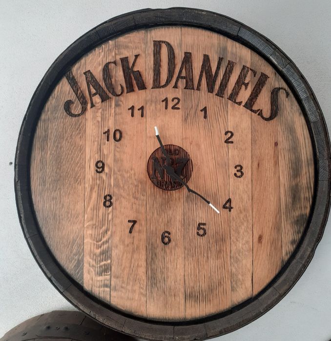 Relógios com tampos pipas vintage