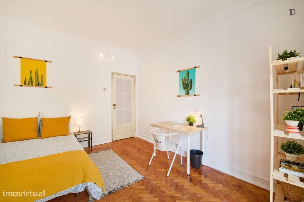 Quarto - localizado em Alvalade Lisbon