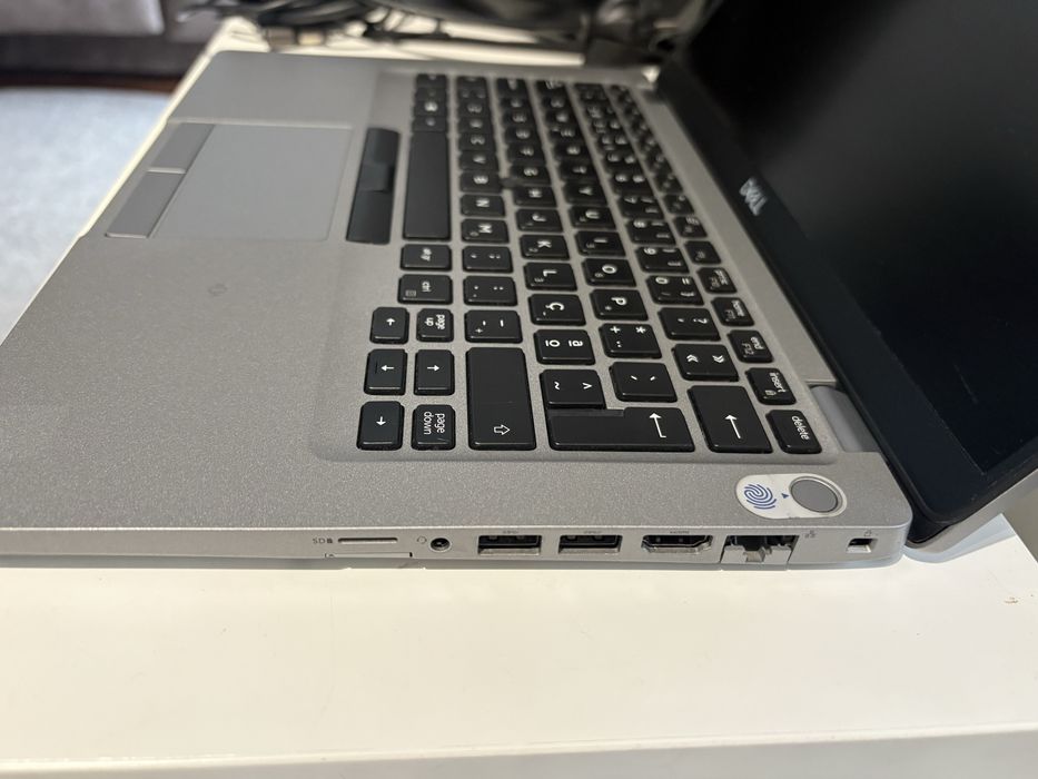 Computador portátil Dell Latitude 5410