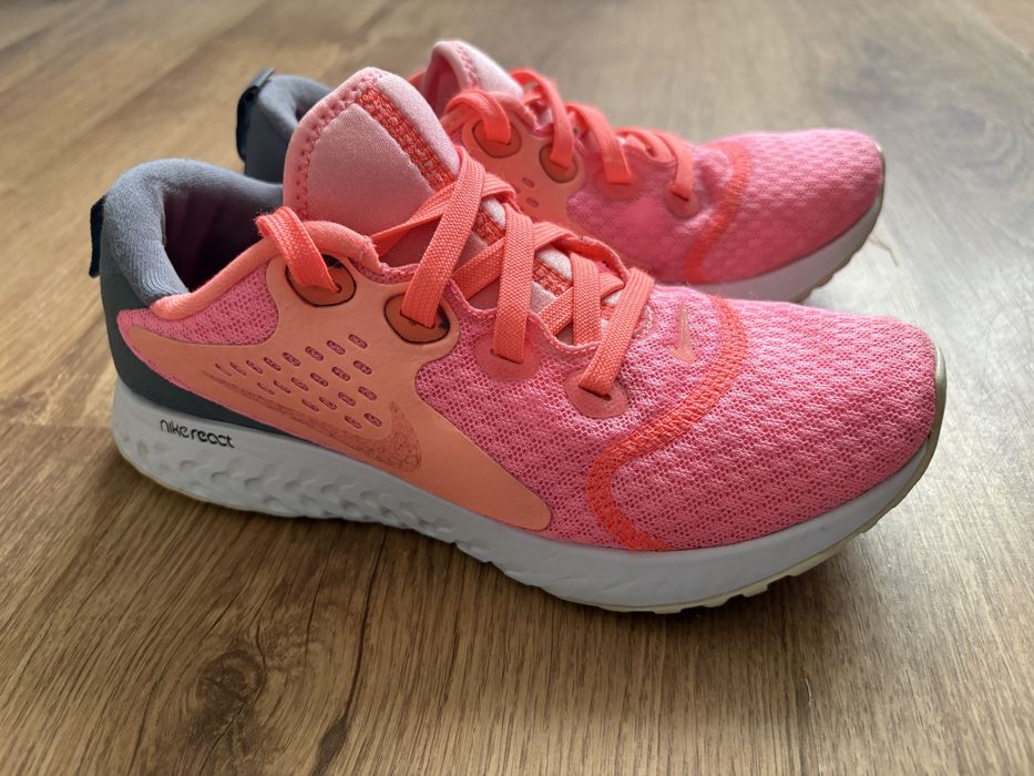 Buty do biegania Nike Legend React 36,5