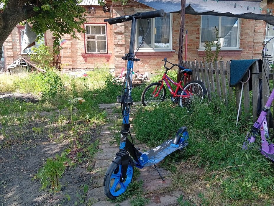 Самокат дитячий.