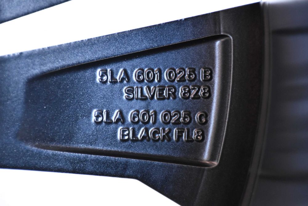 Nowe koła zimowe OEM Audi Q4 Sportback e-tron VW ID.4 ID.5 ID.6 SKODA ELROQ ENYAQ PEAQ CUPRA Tavascan 19" Pirelli