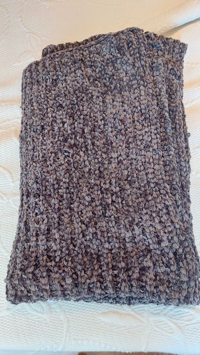 Vendo cachecol cinza