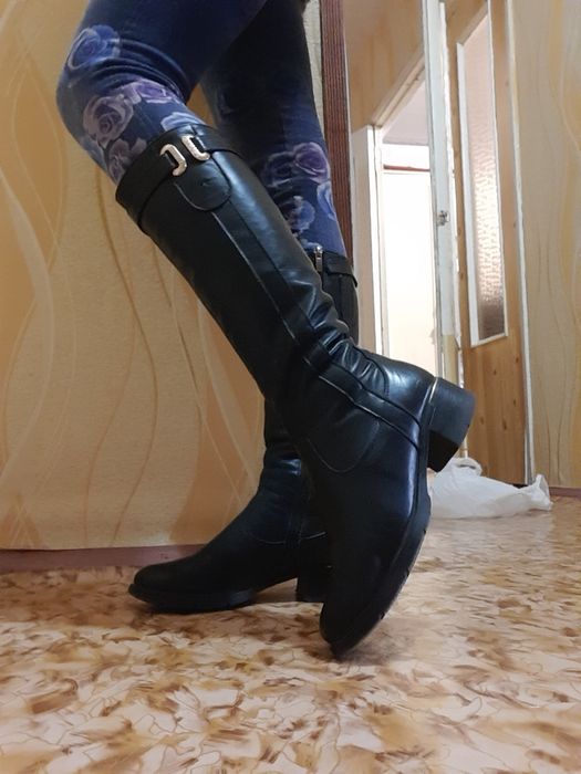 Кожаные сапоги 38р удобные 550