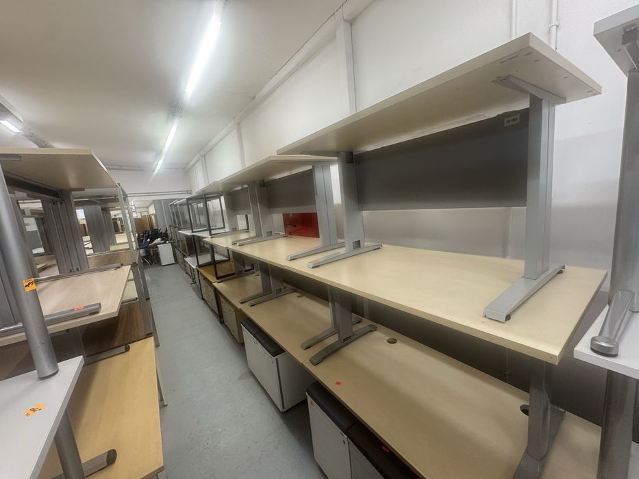 Biurka 140/80 stelarz metalowy