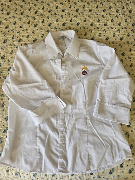 Шкільний одяг та взуття для першокласника(сорочка,брючкі)