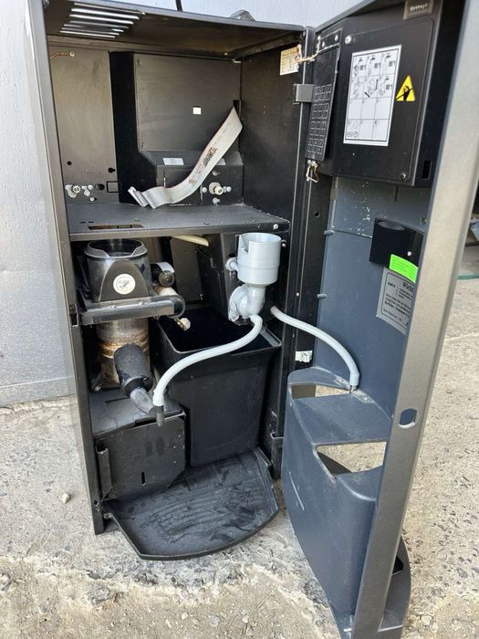 Продам кофемашину