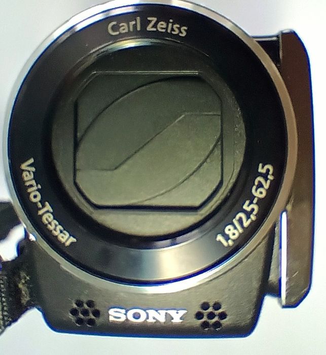 Sony HDR-CX110E (х25 опт. зум) + карта пам'яті 16 ГБ у подарунок