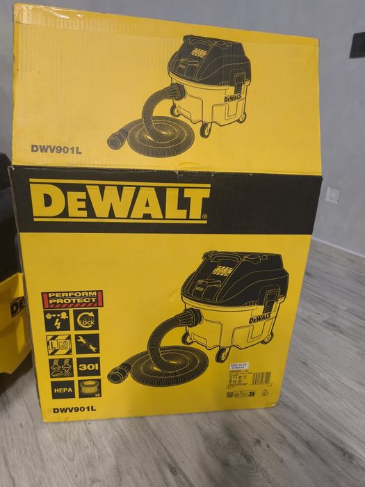 Продам будівельний пилосос DeWALT DWV901L