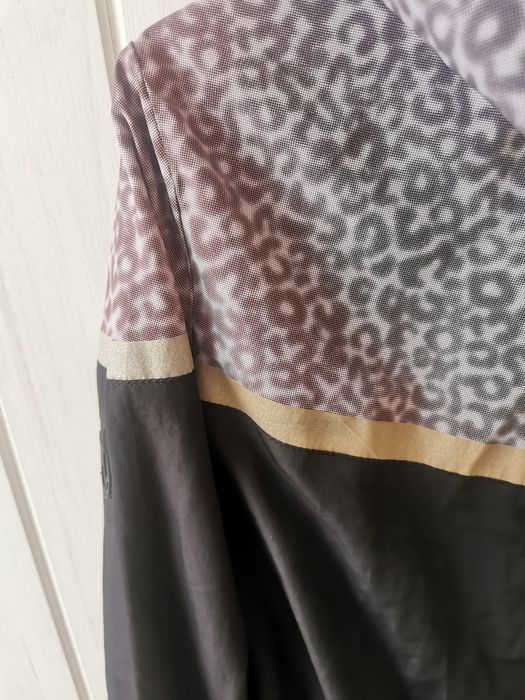 Kurtka przeciwdeszczowa przejściowa z kapturem