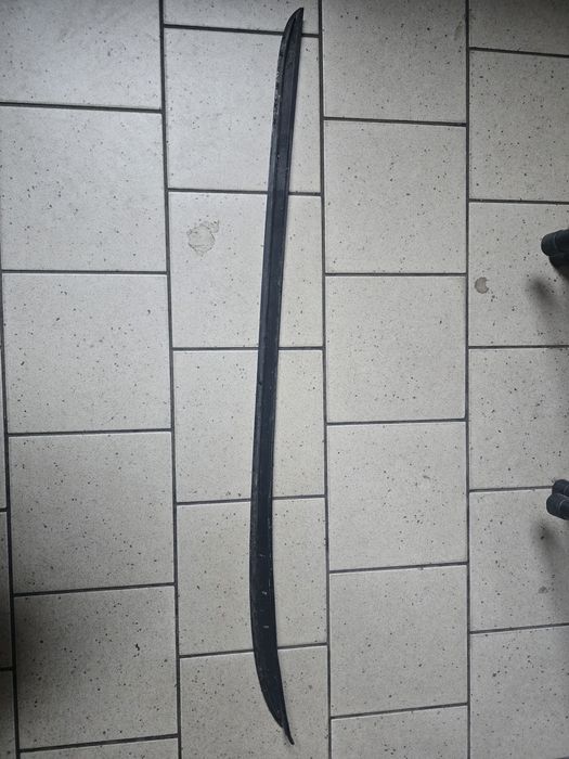 Listwa Szyby Przedniej Zgarniacz Szyby Ford Focus MK3