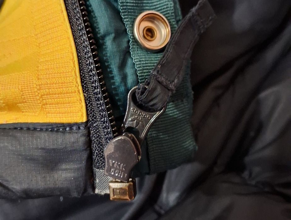 Пуховик Adidas Оригинал.Размер S