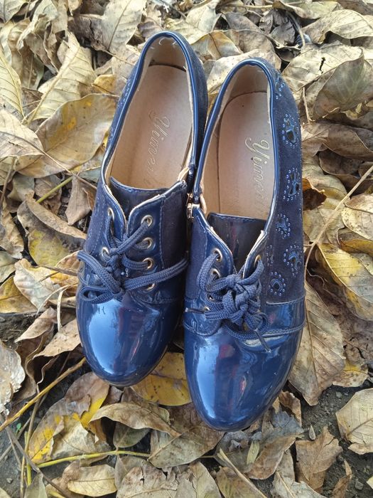 Продам в гарному стані туфлі "Трактор"