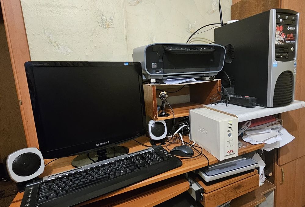 Процесор: Intel Core 2 Duo E8500Монітор 19" Samsung SyncMaster 932BF