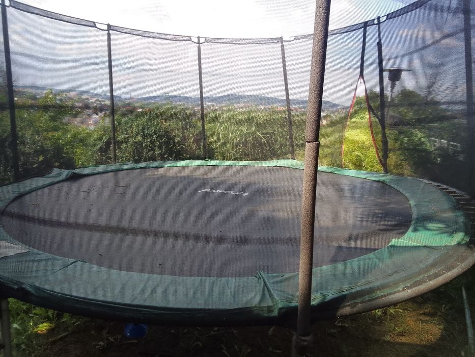 Продам батут б/у