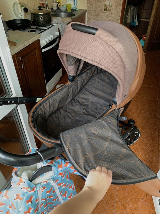 Продам коляску Annex sport (люлька) коричнева, комбез 68-74 подарунок