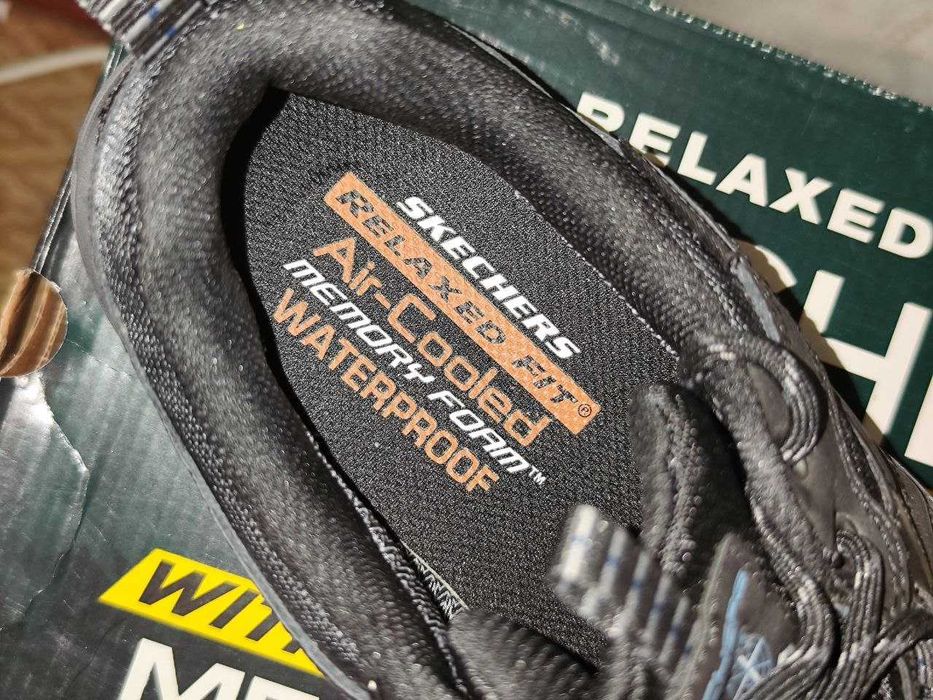 Чоловічі кросівки Skechers Relaxed Fit