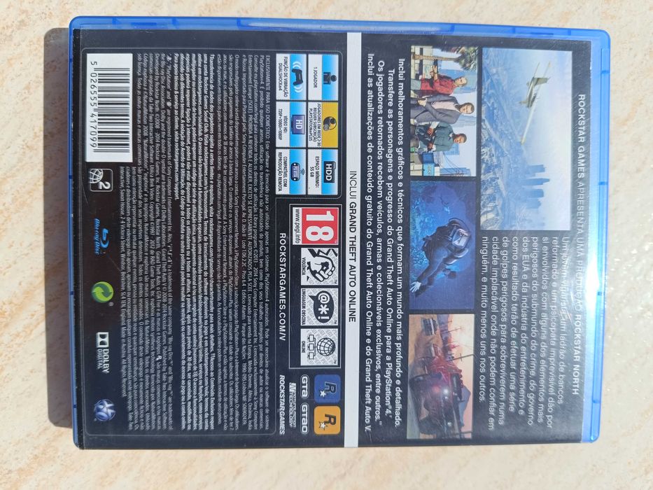 Jogos PS4 Originais (GTA V / Ratchet & Clank)