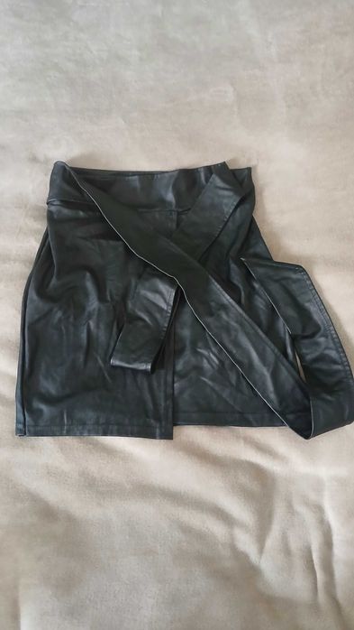 Spodniczka kopertowa cudowna