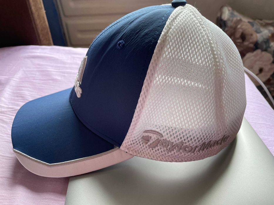 Бейсболка  Adidas Flexfit. L-XL. оригинал.