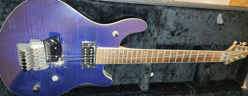 Guitarra Washburn Billy T. com Billy Laurence USA