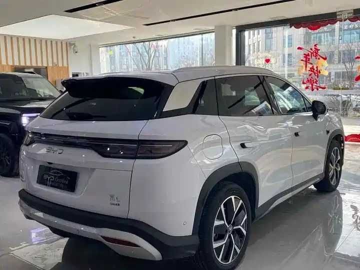 BYD Song L DM-i 2025