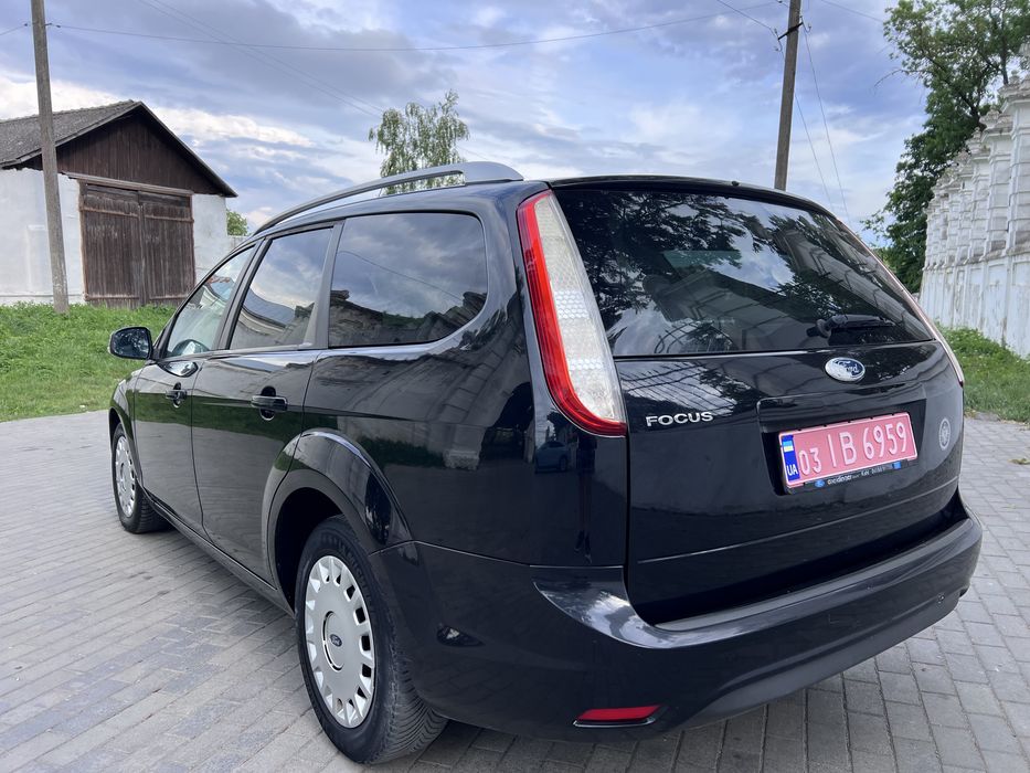 Продам авто Ford Focus 2008