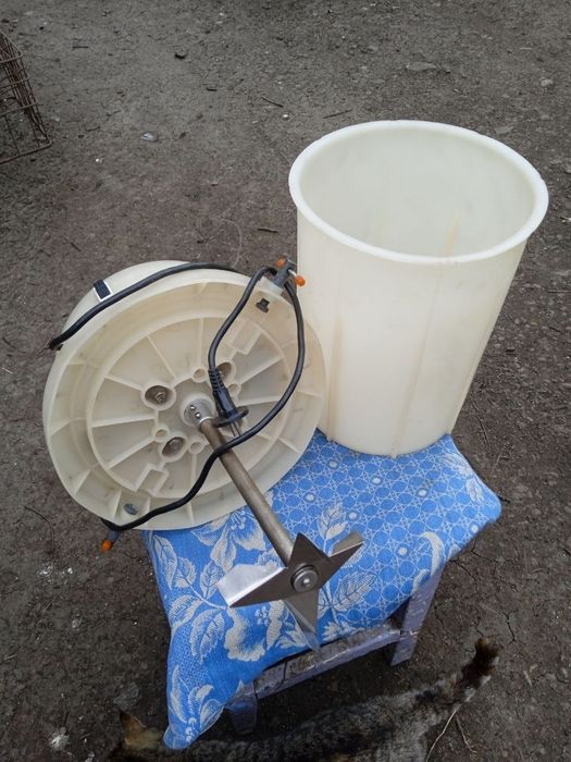 Продам маслобойку.